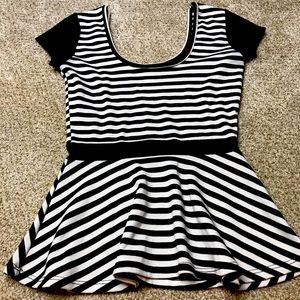 Women’s peplum top